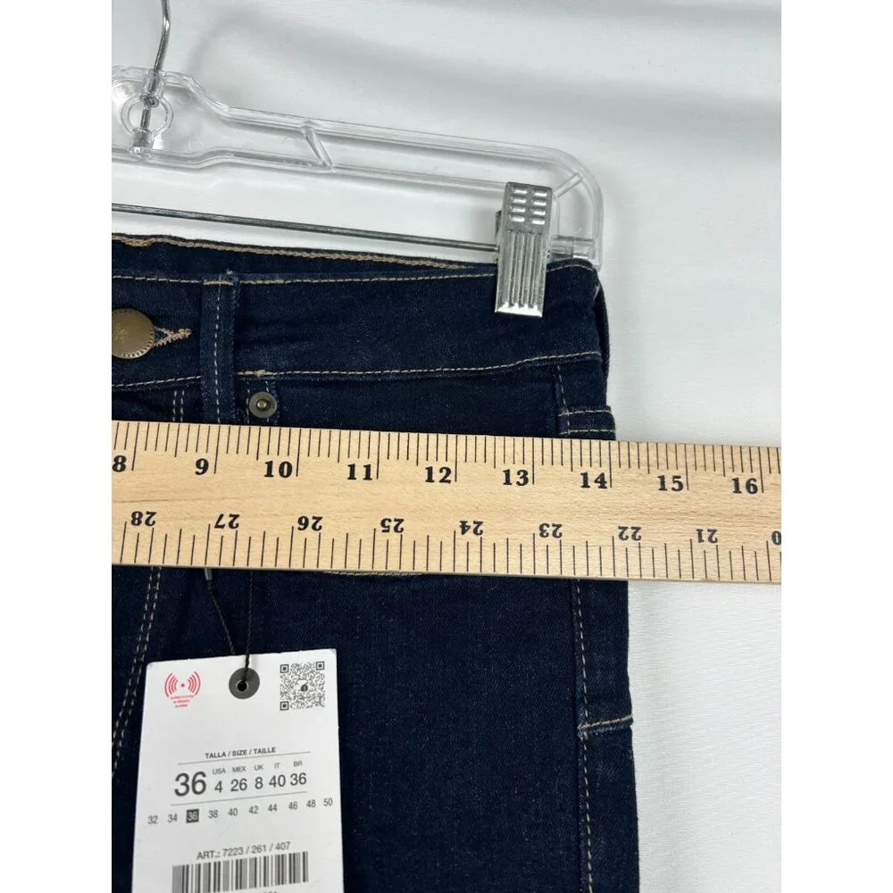 Zara Women’s US Size 4 Dark Wash Mid Rise Bootcut Jeans 33 Inch Inseam - Picture 7 of 16